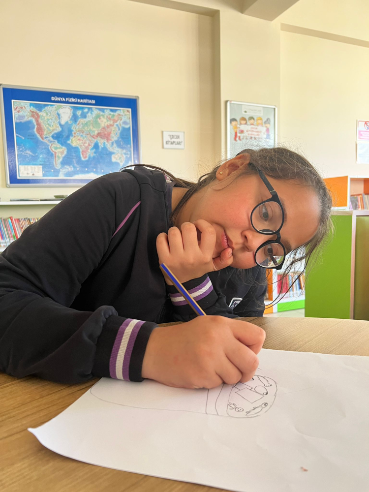 Osmangazi Belediyesi'nin 'Hayal Atölyesi' çocukları büyüledi - Bursa Hayat Gazetesi-3