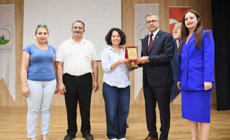 Osmangazi’de öğrenciler 46 ton atık topladı - Bursa Hayat Gazetesi-4