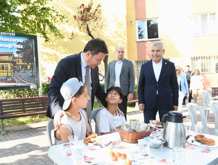Başkan Erkan Aydın Soğanlı sakinleriyle kahvaltıda buluştu - Bursa Hayat Gazetesi-2