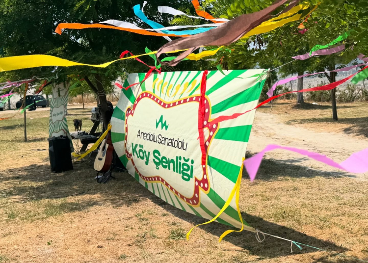 Bursa Orhaneli’de Gümüşpınar Köyü sanatla buluştu - Bursa Hayat Gazetesi-2