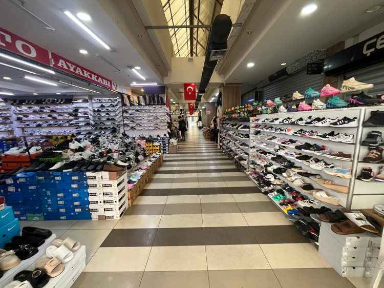 Bursa’nın efsane AVM’si Meridyen’de sessizlik hakim - Bursa Hayat Gazetesi-3