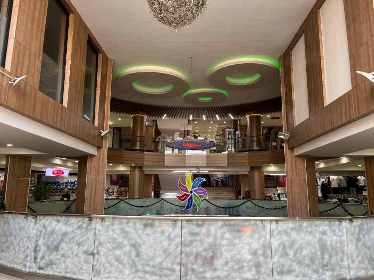 Bursa’nın efsane AVM’si Meridyen’de sessizlik hakim - Bursa Hayat Gazetesi-6