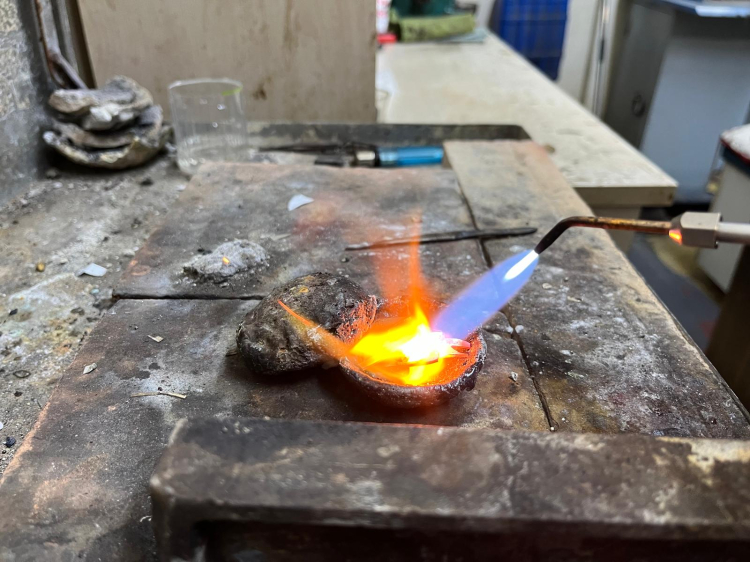 Bursa'nın son el işi gümüş ustası!-Bursa Hayat Gazetesi-4