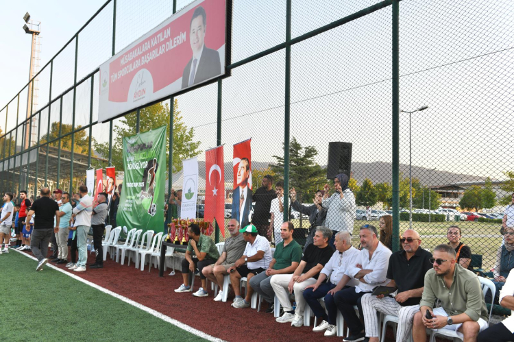 650 çocuk, 38 takım, iki günlük futbol şöleni - Bursa Hayat Gazetesi-3