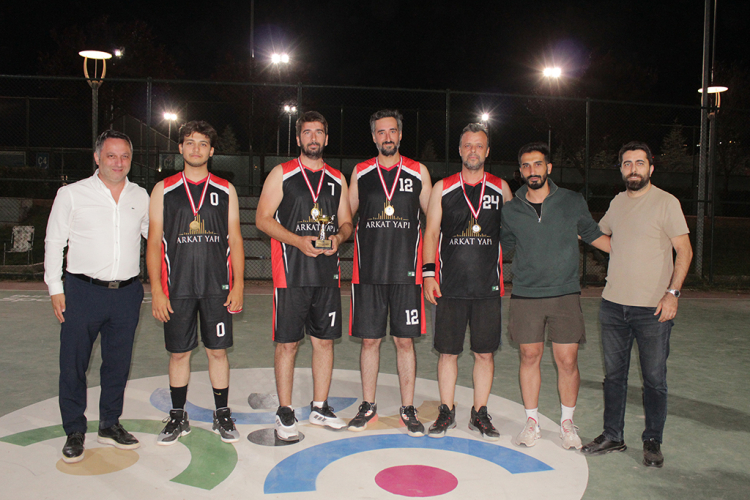 Mühendisler parkede buluştu: İMO Bursa’dan renkli turnuva - Bursa Hayat Gazetesi-3