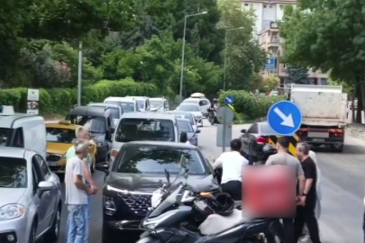 Bursa'da trafikte yol verme tartışması yumruklu kavgaya dönüştü!