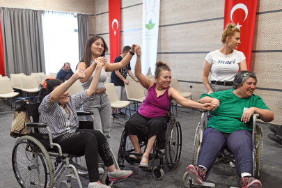 OBAM’da sanatla terapi: Ritimle başlayıp resimle bitti