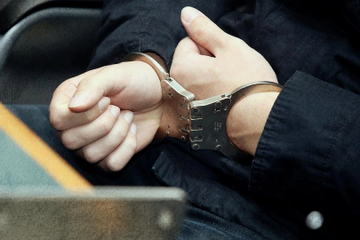 Bursa’da suç dosyası kabarık iki firari hükümlü yakalandı