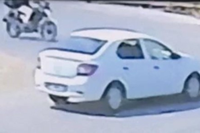 Bursa İnegöl’de motosiklet ile otomobil çarpıştı: 1 kişi yaralandı