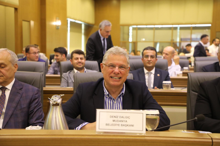 Mudanya’da riskli yapılar yerinde ve hak kaybı olmadan dönüşecek - Bursa Hayat Gazetesi-3