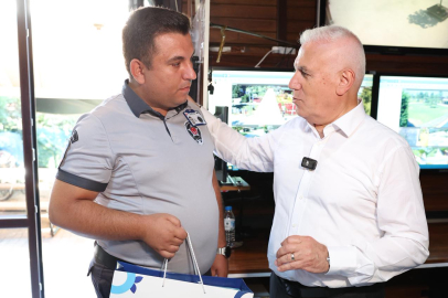 Başkan Bozbey, kahraman personeli ziyaret etti!