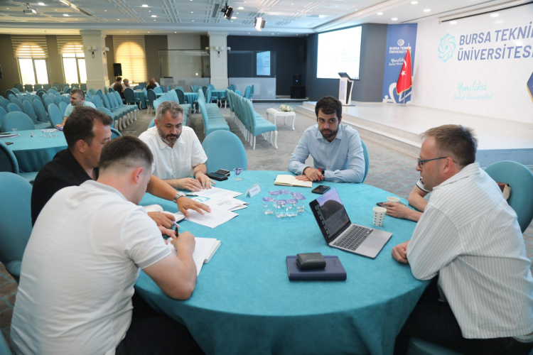 BTÜ’den orman ürünleri sektörüne çözüm odaklı buluşma - Bursa Hayat Gazetesi-3