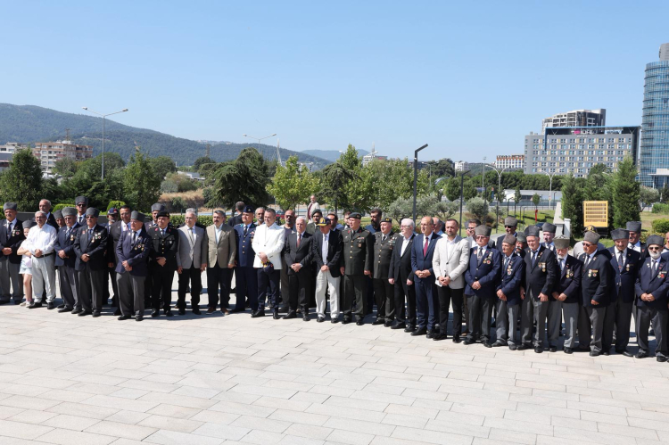 Kıbrıs Barış Harekatı’nın 51. yılında Mihraplı Şehitliği’nde tören - Bursa Hayat Gazetesi-4