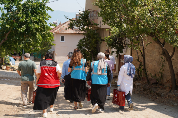 Beyazmasa - Mavi Yelekliler ekibi Dutluca Mahallesi’nde! -Bursa Hayat-2
