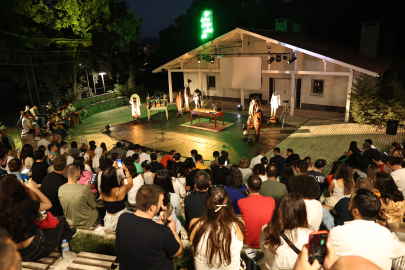 Nilüfer Kent Tiyatrosu yaz sezonuna merhaba diyor