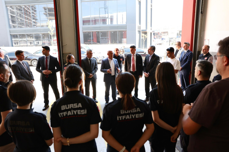 Bursa Büyükşehir’den yangına karşı modern ekipman yatırımı!-Bursa Hayat Gazetesi-2