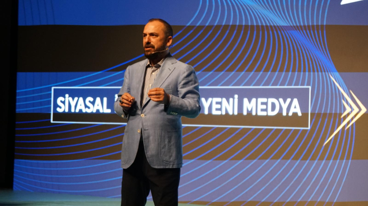 AK Parti Teşkilat Akademisi Bursa’da başladı! ‘Senin Hikayen, Türkiye’nin Hikayesi’ -Bursa Hayat-4