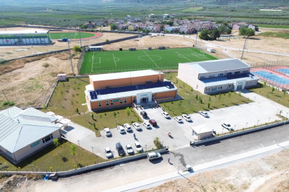 İznik'te 65 milyonluk spor kompleksi hizmete girdi