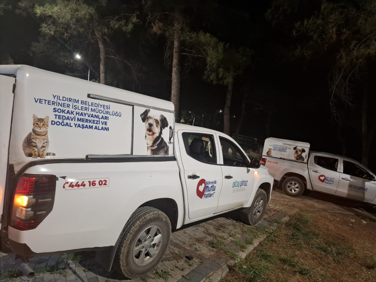 Başkan Oktay Yılmaz yangın sürecinde sahadan ayrılmadı - Bursa Hayat Gazetesi-3