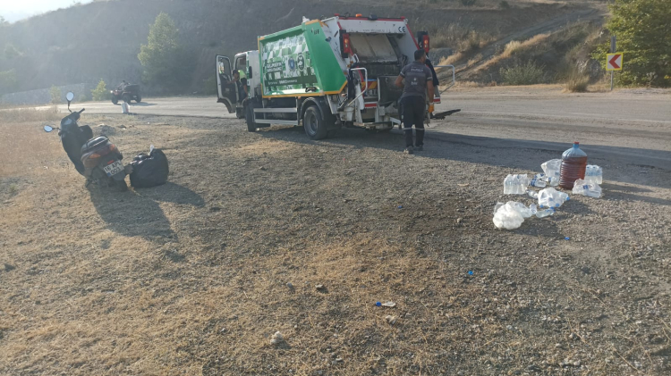 Bursa’da yangın bölgesinde atık temizliği: Yeni yangınların önüne geçiliyor - Bursa Hayat Gazetesi-2