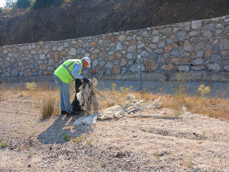 Bursa’da yangın bölgesinde atık temizliği: Yeni yangınların önüne geçiliyor - Bursa Hayat Gazetesi-3