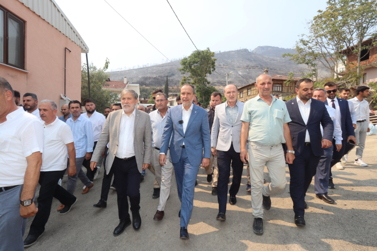 Fatih Erbakan’dan Bursa’da yangın bölgesine geçmiş olsun ziyareti - Bursa Hayat Gazetesi-4
