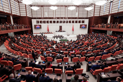 AK Parti komisyon üyelerini belirledi