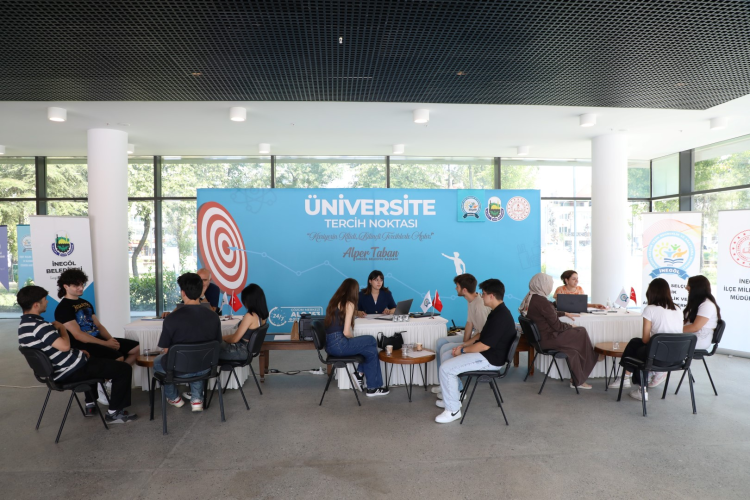 Başkan Alper Taban’dan üniversite adaylarına moral ziyareti - Bursa Hayat Gazetesi-2