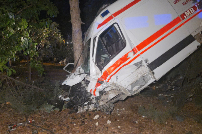 Orhangazi’de feci ambulans kazası: 5 kişi yaralandı