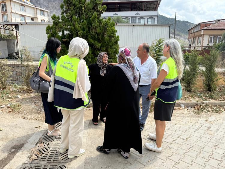 Bursa Büyükşehir’den yangın bölgesine destek! Ekipler sahada -Bursa Hayat-2