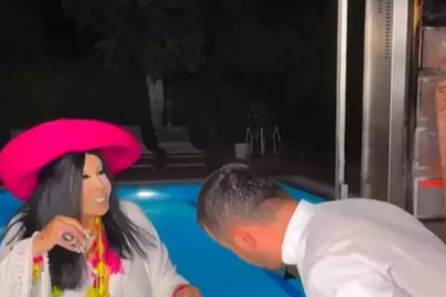 Bülent Ersoy döner keyfi için Ankara'dan şef getirtti