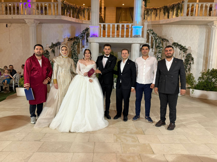 Ahmet Kılıç, genç çiftlerin mutluluklarını paylaştı -Bursa hayat-2