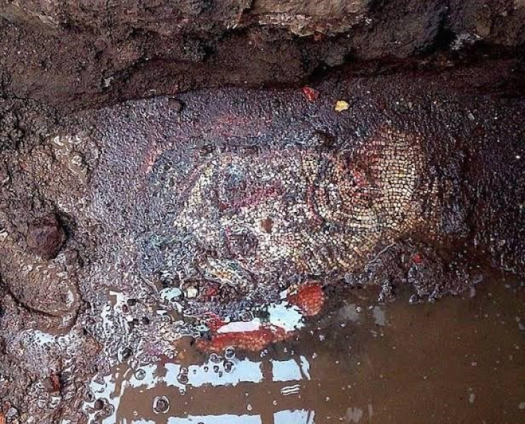 Bursa İznik'te tarihe ışık tutan mozaik keşfi!  -Bursa Hayat-2 