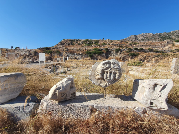 Arkası yarın; Zamanla demlenen dostluklar-Bursa Hayat Gazetesi-4