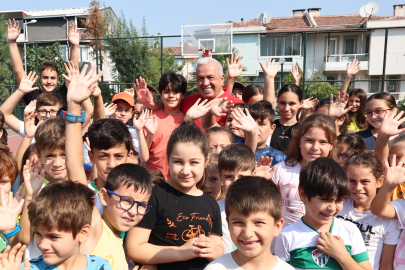 Başkan Şadi Özdemir, minik sporcularla buluştu!
