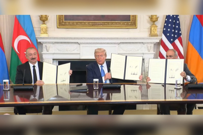 Beyaz Saray'da tarihi zirve: Barış mutabakatı imzaladı