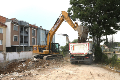 İnegöl’de 43 araçlık yeni otopark için çalışmalar başladı