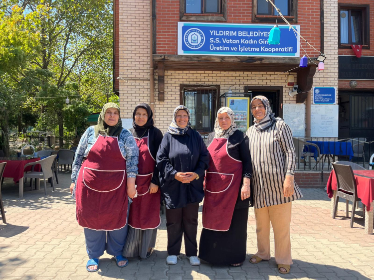 Bursa’da Vatan Mahallesi Kadın Kooperatifi’nden kışa hazırlık! -Bursa Hayat-3