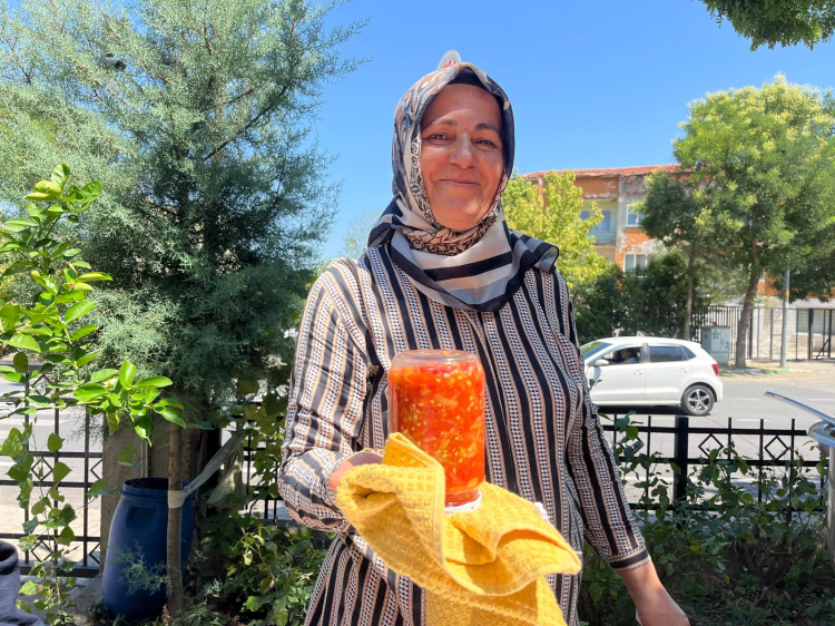 Bursa’da Vatan Mahallesi Kadın Kooperatifi’nden kışa hazırlık! -Bursa Hayat-4