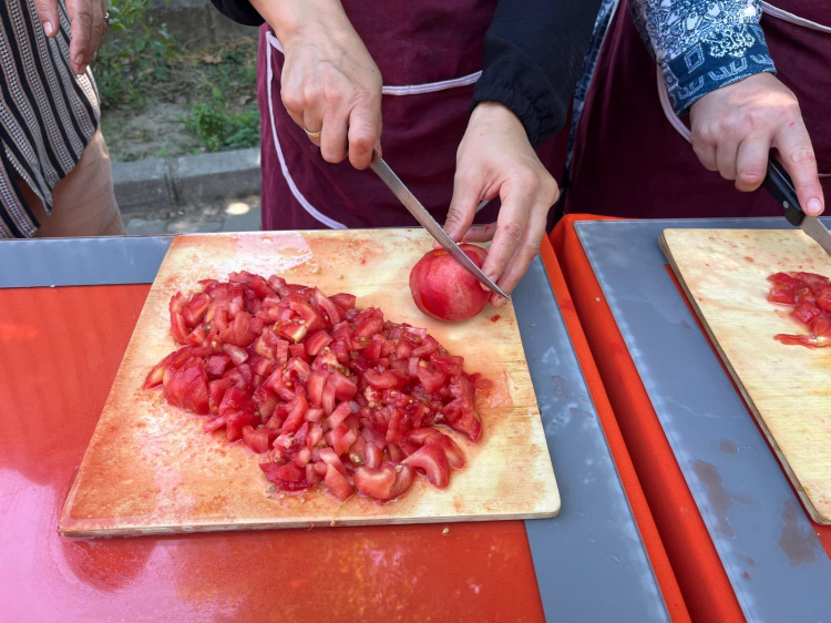 Bursa’da Vatan Mahallesi Kadın Kooperatifi’nden kışa hazırlık! -Bursa Hayat-5