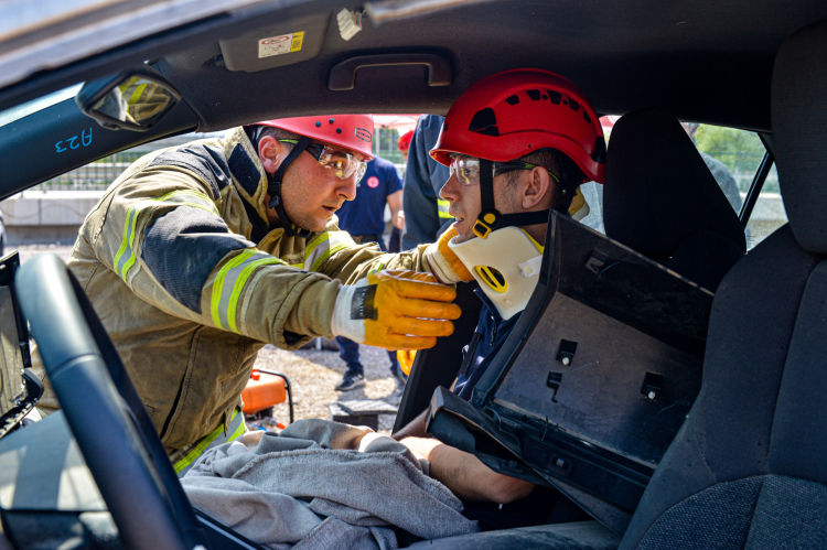 Bursa'da 100 yeni itfaiye eri göreve hazırlanıyor-Bursa Hayat 2