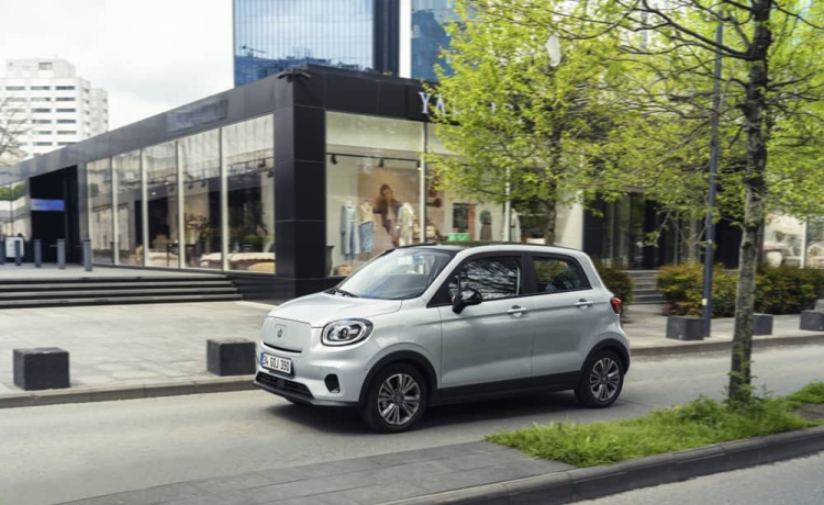 Yıldırım elektrikli arabaya çarptı, araç hasar görmedi!-Bursa Hayat 3