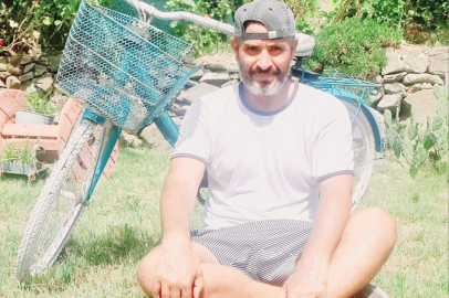 Ünlü Sanatçı Gururbey müzik kariyerine ara verdi