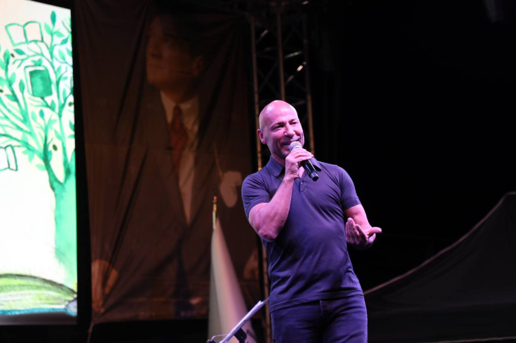 7. Edremit Kitap Fuarı renkli söyleşilerle yoluna devam ediyor - Bursa Hayat Gazetesi-5