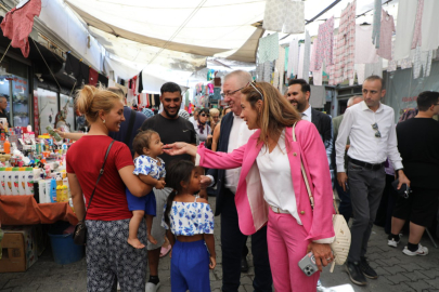 CHP’li vekiller sorunları dinledi: Vatandaşla birebir temas