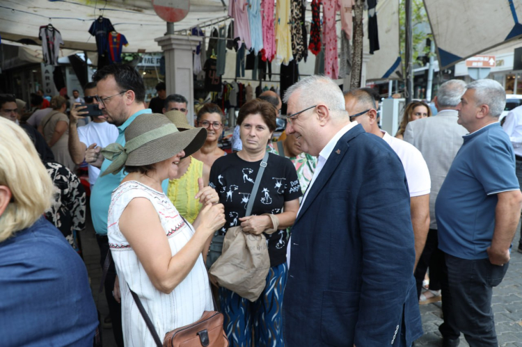 CHP’li vekiller sorunları dinledi: Vatandaşla birebir temas - Bursa Hayat Gazetesi-4