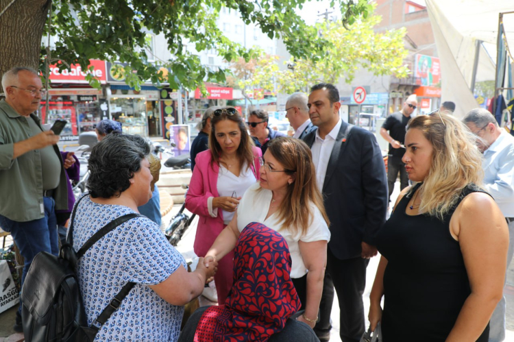 CHP’li vekiller sorunları dinledi: Vatandaşla birebir temas - Bursa Hayat Gazetesi-5