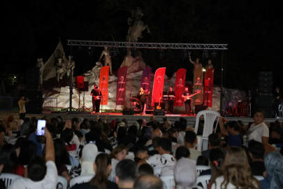 İnegöl’de yaz coşkusu Aydın Şahin konseriyle zirve yaptı