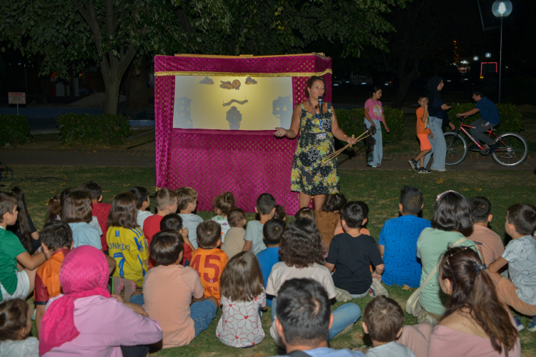 Karagöz’ün doğduğu şehirde renkli buluşma - Bursa Hayat Gazetesi-2