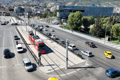 Bursa'da kesintisiz ulaşım hamlesi : T1 ve T2 tramvay hatları birleşiyor